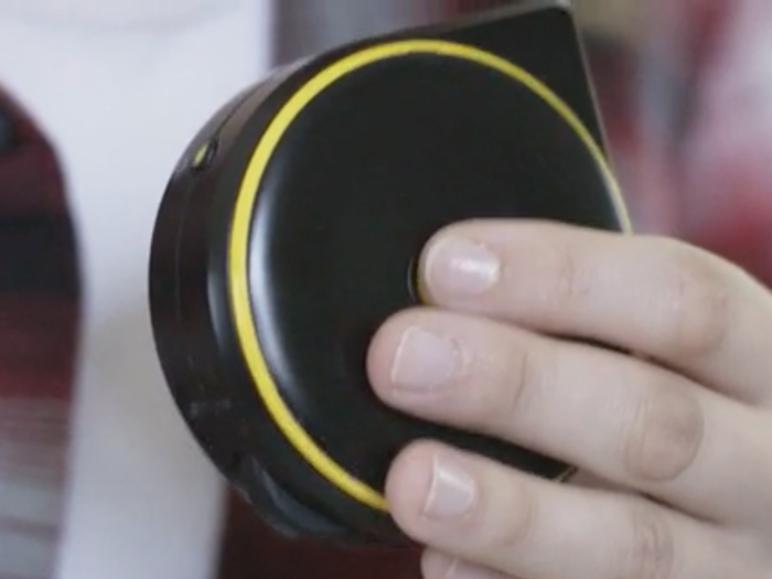 There’s a button on the side of the device that lets you record voice notes.