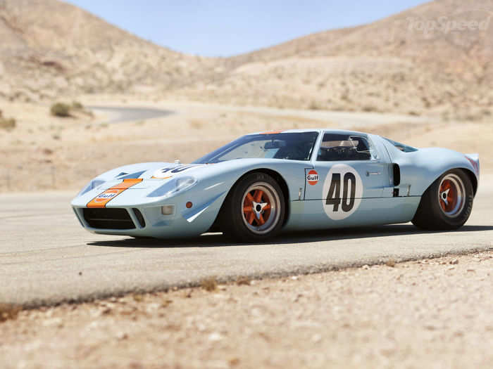 To set a record for the most valuable American car ever sold, it will need to best this Ford GT40 sold at RM Sotheby