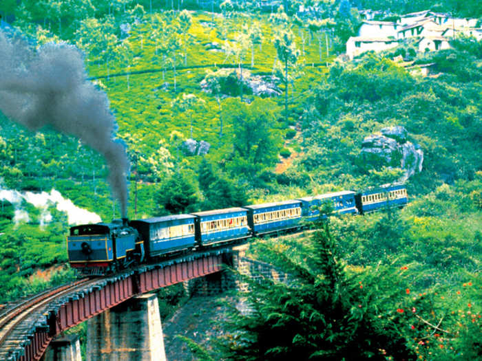 Nilgiri Mountain Railway (Mettupalayam  Ooty)