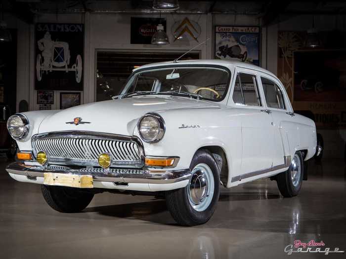 The 1961 Volga GAZ-21 is part of Leno