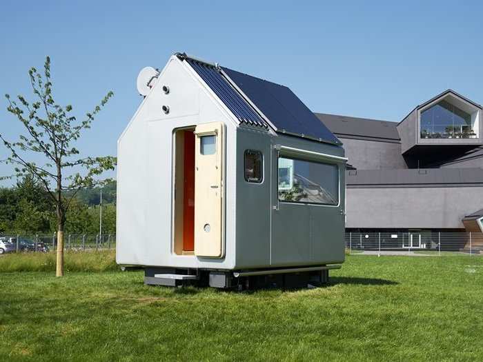 Well-known architect Renzo Piano designed the Diogene as a mini-house prototype for German furniture company Vitra.