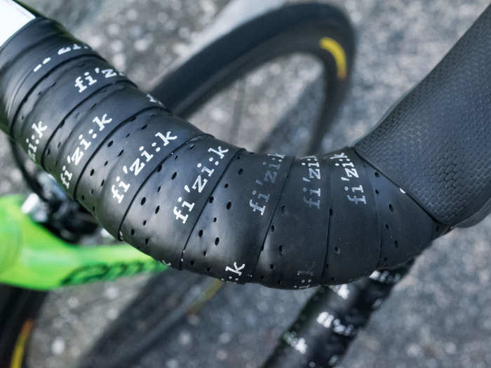 The team uses Fizik handlebar tape and Fizik saddles.