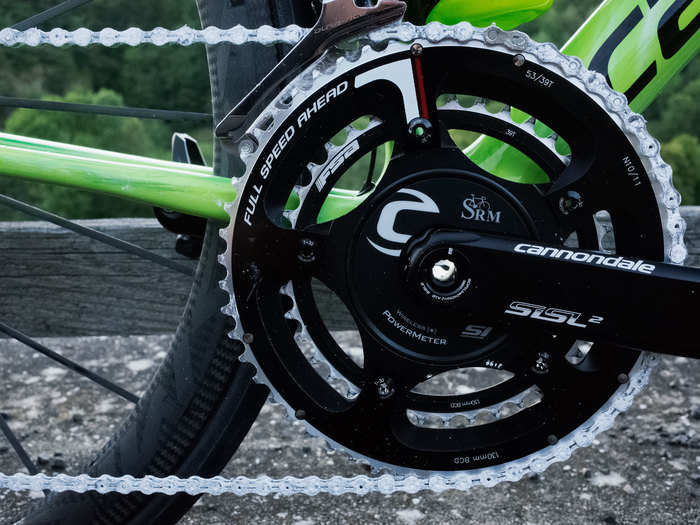 Like a lot of pros, Rolland uses an SRM power meter mounted into the spider of the crankset.