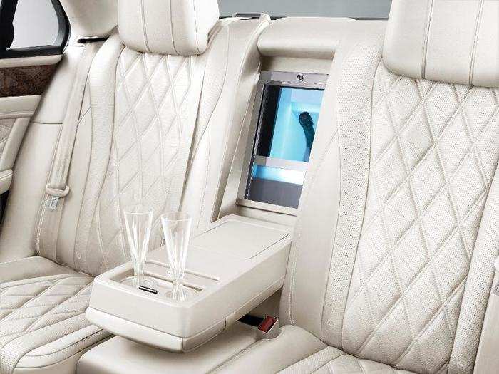 Owners can elect to put a refrigerated bottle cooler between the rear seats.