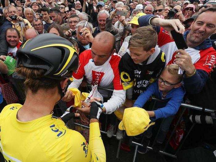 Meanwhile, Peter Sagan kept his man bun under wraps in his S-Works Evade aero road helmet from Specialized.