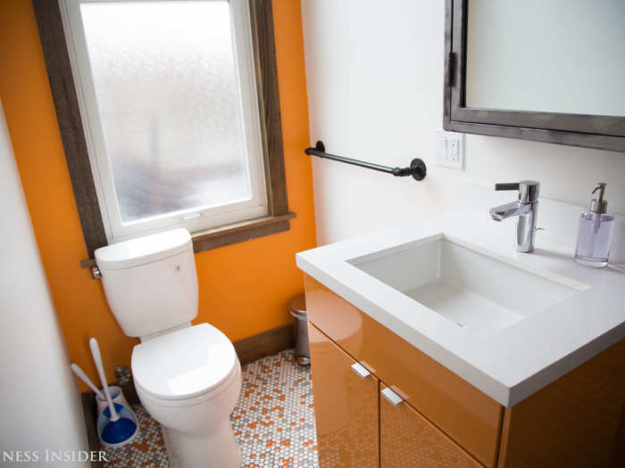 About half of the tenants in the San Francisco location have private bathrooms, while half will share with one other resident. Shared commodes have doors that open into both rooms.