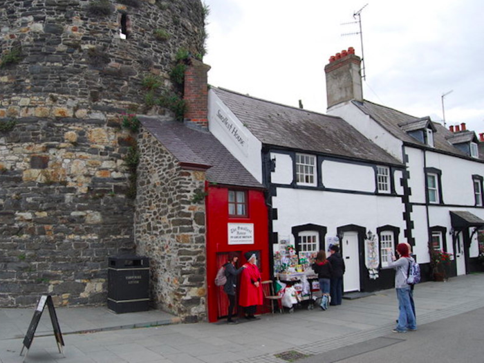 This 60 square-foot home is the smallest house in the UK.