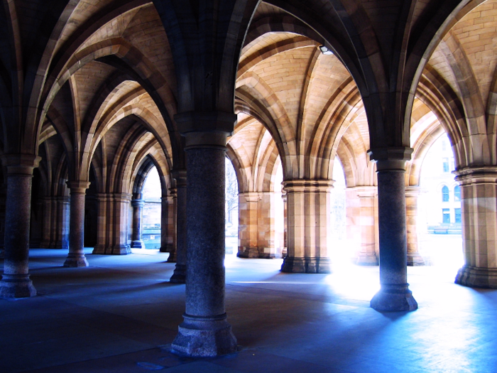 3. Travel north to take in the sweeping archways at the University of Glasgow. The archways form the entrance to the Hunterian Museum and Art Gallery, the oldest museum in Scotland.