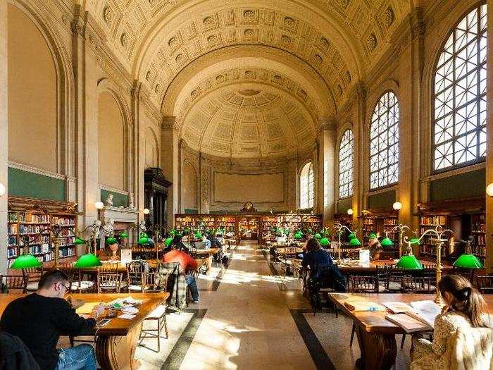 Boston Public Library in Boston, Massachusetts, USA