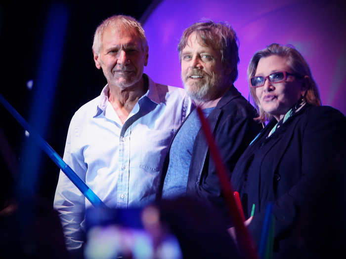 Carrie Fisher is a whole foot shorter than her "Star Wars" costar Harrison Ford as she stands 5