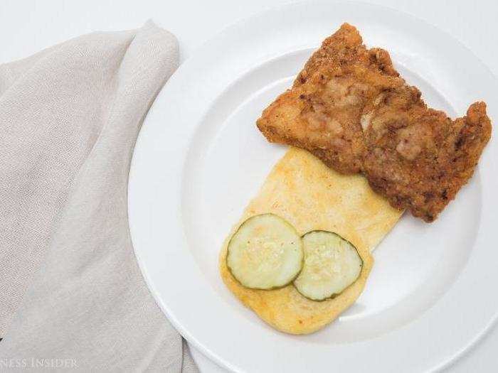 The bun has a light spread of "fuku butter," a recipe that is highly guarded. This butter was almost undetectable upon first bite, but it did keep the bread a bit more soft and moist.