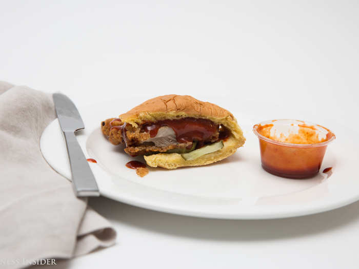 The pickles added a tart vinegar flavor, the crispy fried chicken breading was peppery, and the potato bread roll had a hint of sweetness. All the testers agreed that this sandwich had a complex and enjoyable flavor combination.