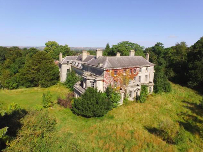 The centre-point to the village is the 21-bedroom West Heslerton Hall. However, Cundalls said that it is in need of renovation as Dawnay had not lived in the hall for 3 decades.