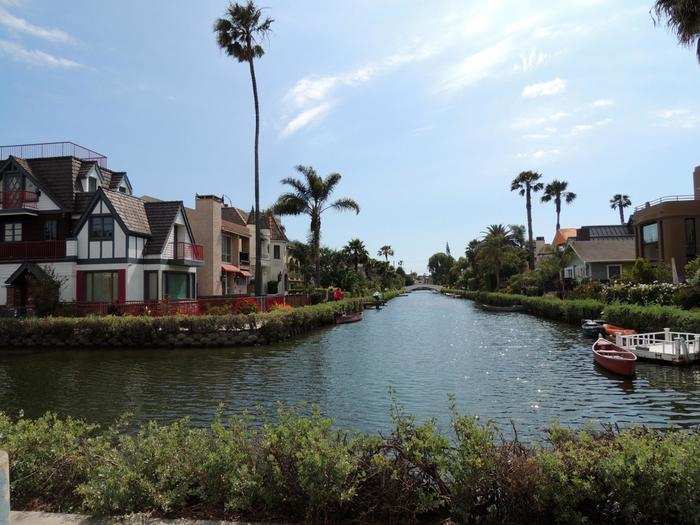 13. Venice Canals Walkway (Los Angeles, CA)