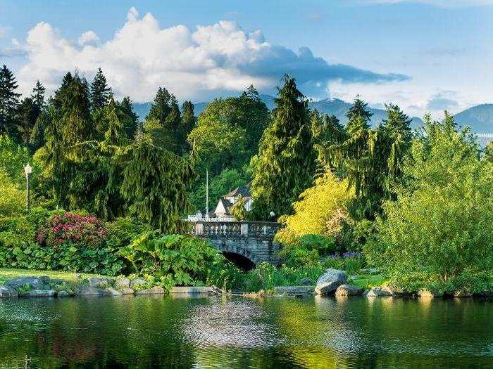 STANLEY PARK, VANCOUVER, BRITISH COLUMBIA: Unlike most city parks, this one wasn