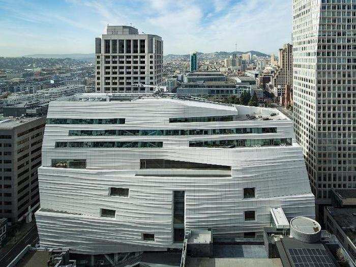 The different wings of the San Francisco Museum of Modern Art look totally different. The Snøhetta expansion resembles a jagged metal sheet.