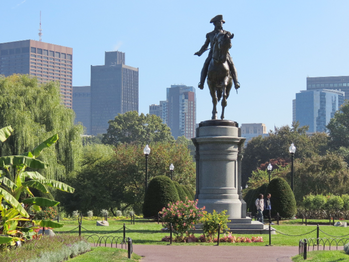 MASSACHUSETTS: Boston Public Garden