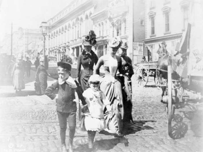 Bush Street, west of Kearny, 1877