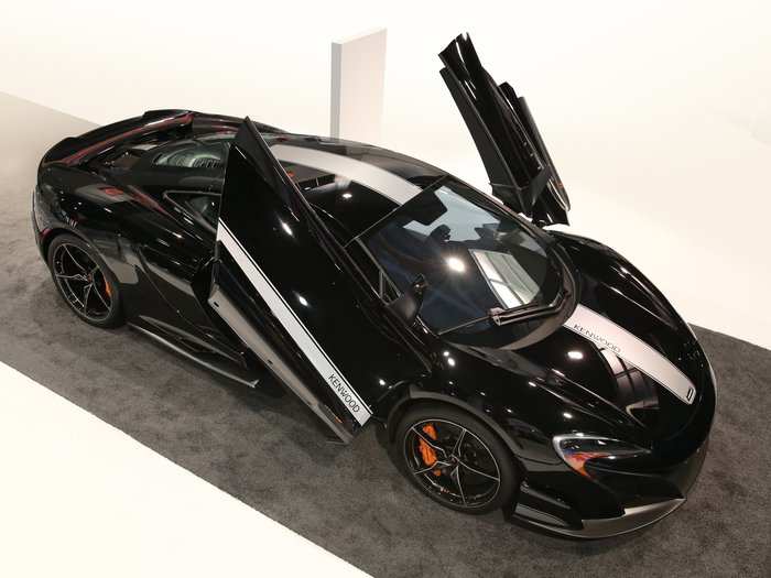 4. The car itself, like any McLaren, is sleek and beautiful from the outside.