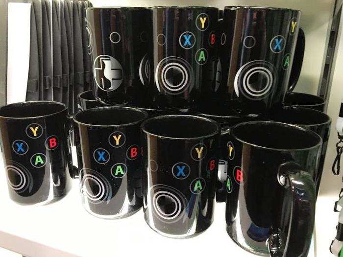 ...mugs, like this kind-of-cool Xbox One controller design...