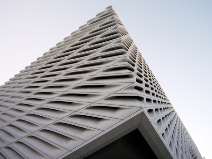 15. THE BROAD MUSEUM