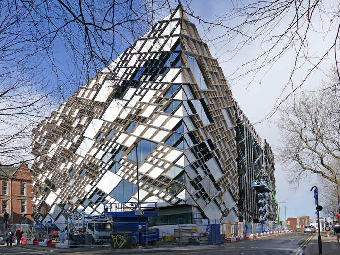 The Diamond, University of Sheffield — This clunky, garish building was designed by Twelve Architects, and serves as university housing for engineering students. "With the efficiency of a twin-thrust turbo engine, it commits sins on both the outside and the inside," the building