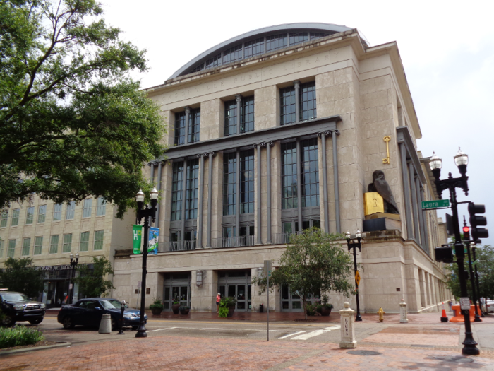 12. The original 19th-century design of the Jacksonville Public Library has been preserved, and was recognized in 2012 by the AIA Florida chapter in its list "Florida Architecture: 100 Years. 100 Places."