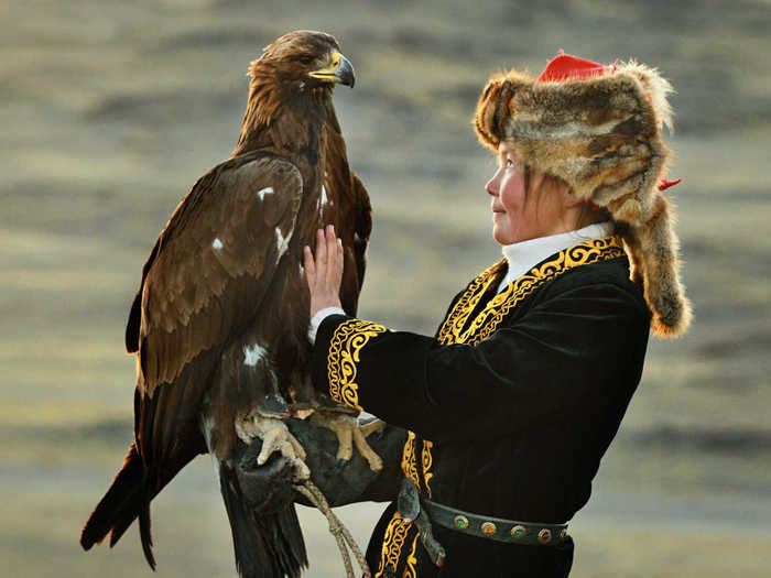 "The Eagle Huntress" (Release Date: October 28)