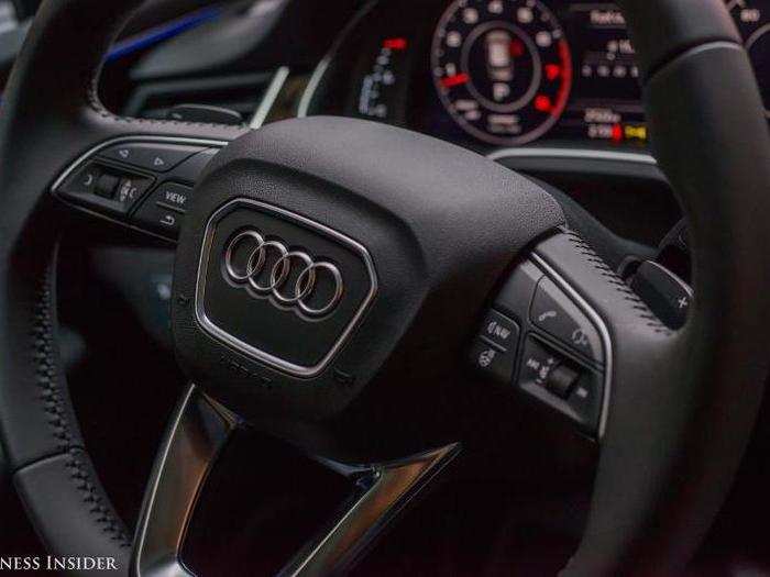 A closer look at the steering-wheel controls. The wheel is heated, which is now one of my must-have features in luxury cars.