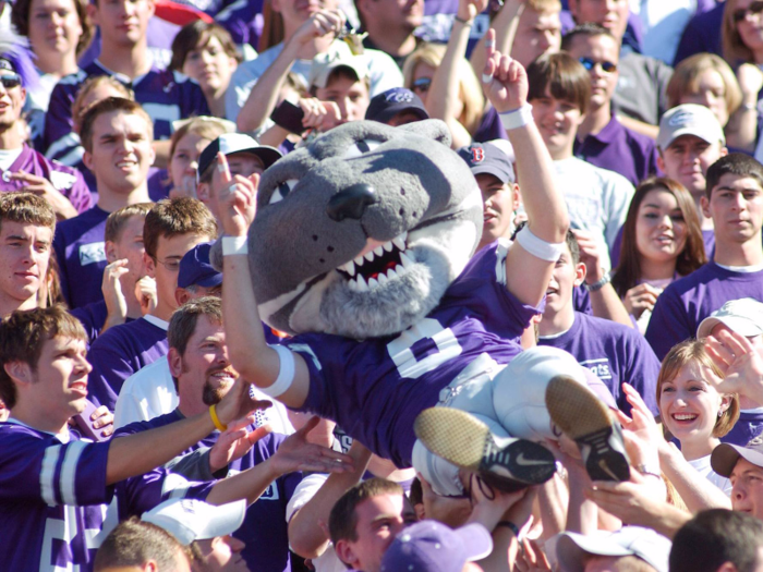 7. Kansas State University — Sports are a key part of the social life at KSU. Tons of students leave their Saturdays free to watch their beloved Wildcats play football.