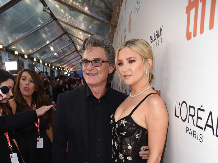 It was a family affair on the red carpet for "Deepwater Horizon" as the movie stars Kate Hudson and her mother Goldie Hawn