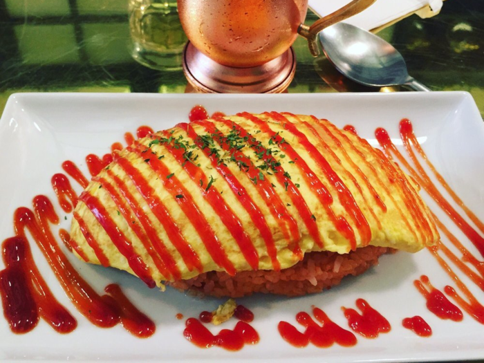 Omurice, Hi-Collar