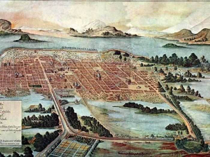 Mexico City instituted a grid system (which is how many colonial Spanish cities were set up) starting in the 16th century, with the Zócalo as the main square.