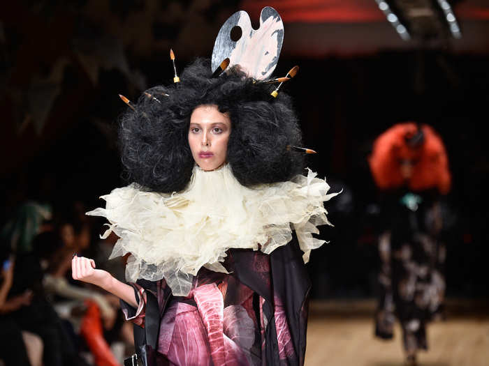 11. The female models at the Vin & Omi show were equally over-the-top, wearing oversized collars and wigs.