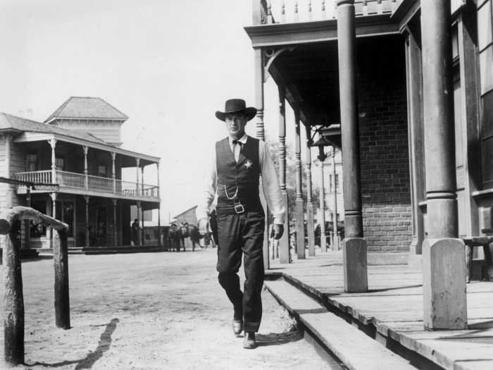 5. “High Noon” (1952)