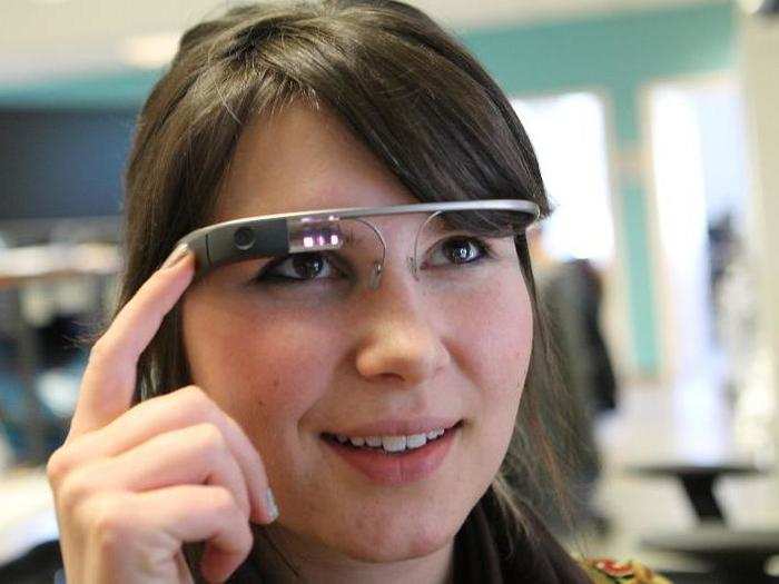 Google Glass did many things. Spectacles do just one thing.