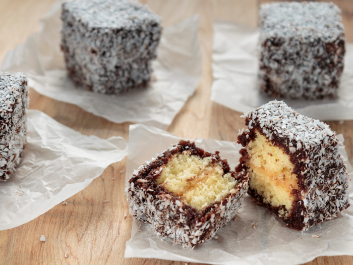 Australia: Lamingtons