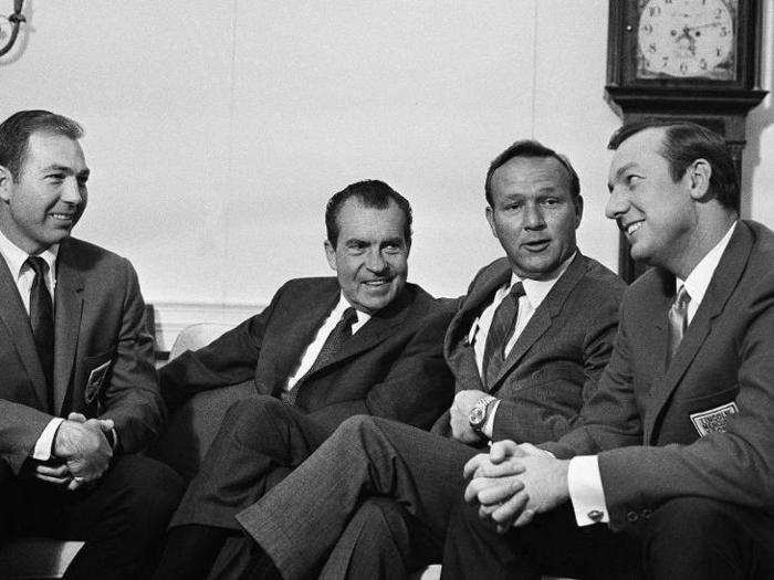 Palmer met Richard Nixon at the White House, along with Bart Starr of the Green Bay Packers (far left) and Al Kaline of the Detroit Tigers (far right).