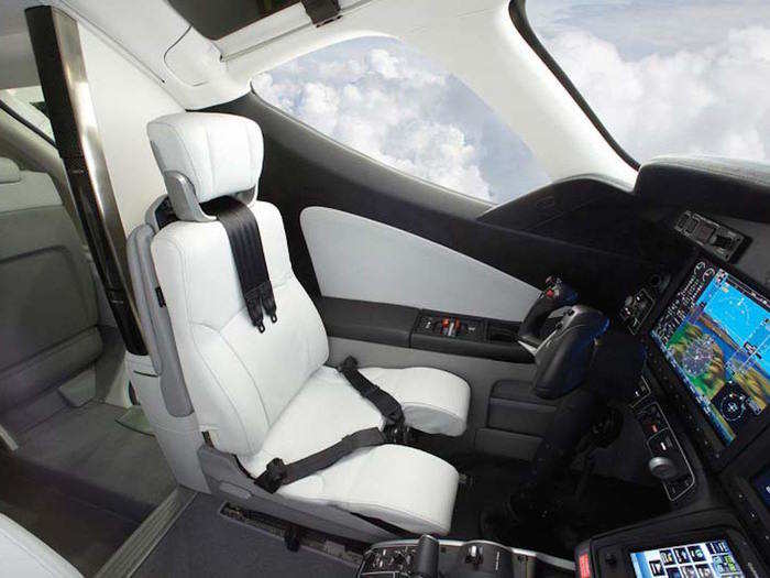 The cockpit was designed to give the pilot more space and visibility.