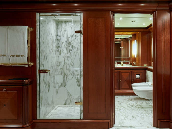 The main cabin comes with a luxurious bathroom complete with a walk-in shower.