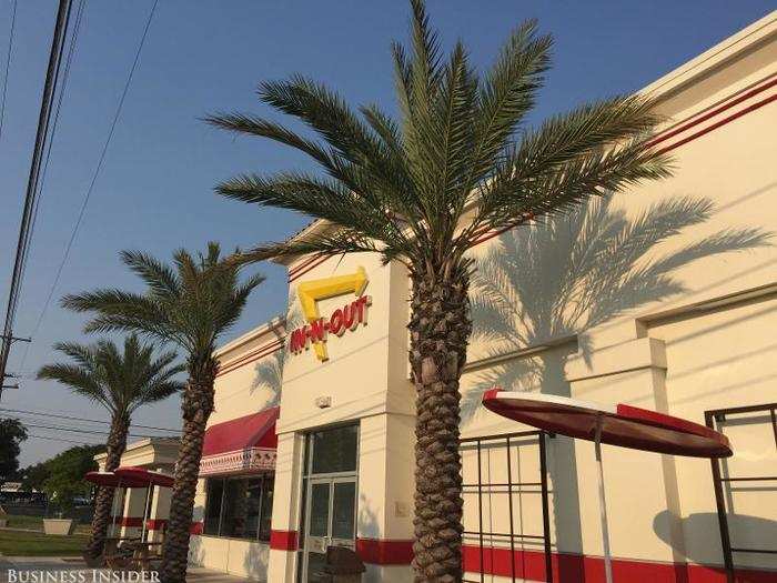 Fifteen minutes later — I caught the lights well — I arrived at In-N-Out. It