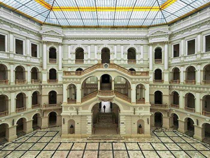 This photo shows the vast scale of the Warsaw University of Technology — the country