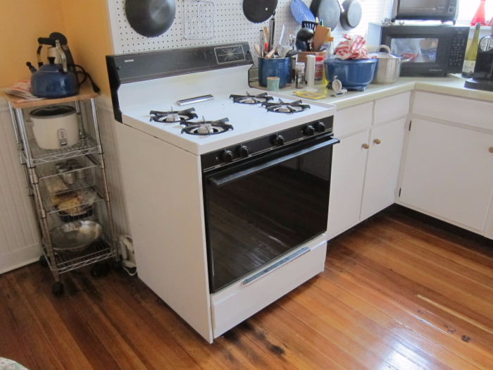 Stove top and oven — 20 years