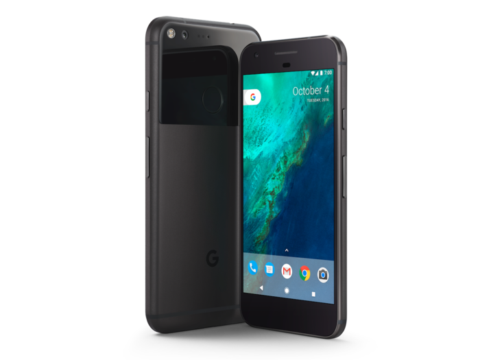 And, obviously, the Pixel is smaller and lighter than the Pixel XL. The regular Pixel weighs 143 grams, while the Pixel XL weighs 168 grams.