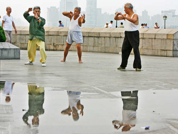 32. Tai Chi