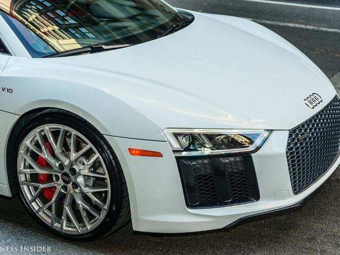 Aesthetically, the exterior of the new R8 is an evolution of the first-generation car. The design has aged rather gracefully. After all, you don