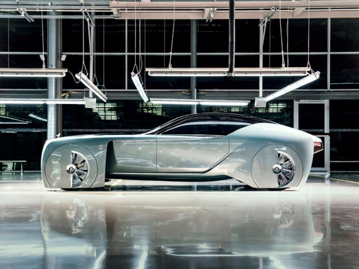 As well as the Rolls-Royce 103EX — a fully autonomous, luxury car that doesn