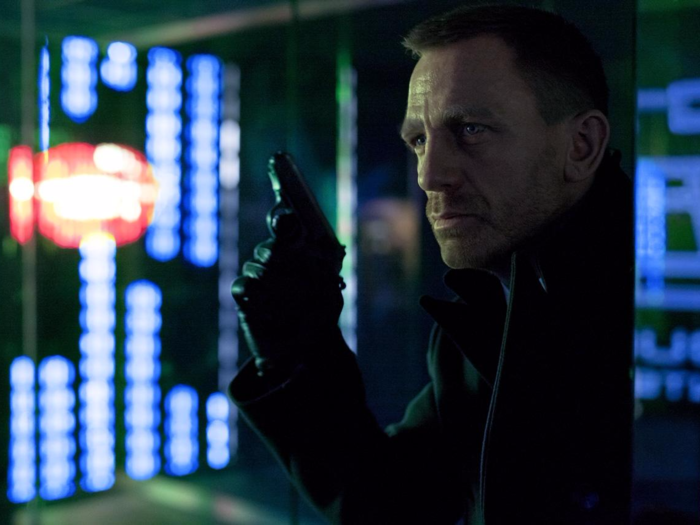 "Skyfall" took out a scene in which James Bond kills a Chinese security guard in the Chinese cut.