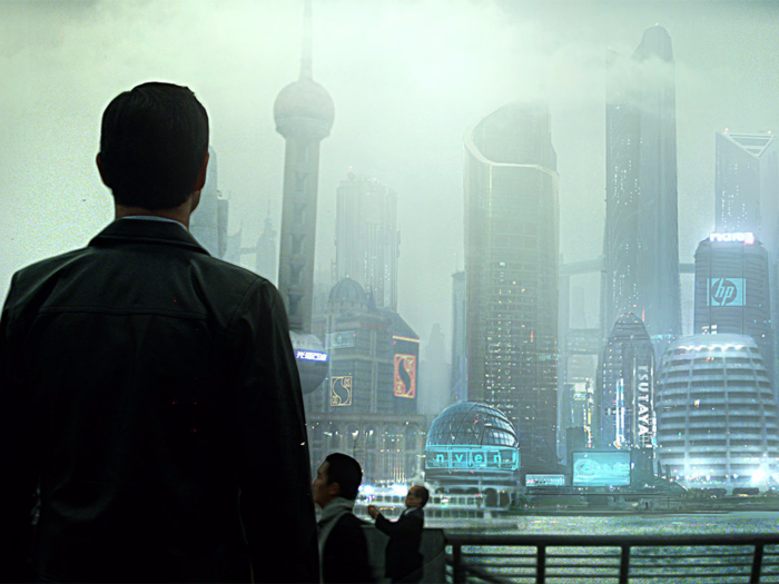 "Looper" changed a scene from future Paris to future Shanghai, hoping to qualify as a Chinese coproduction.