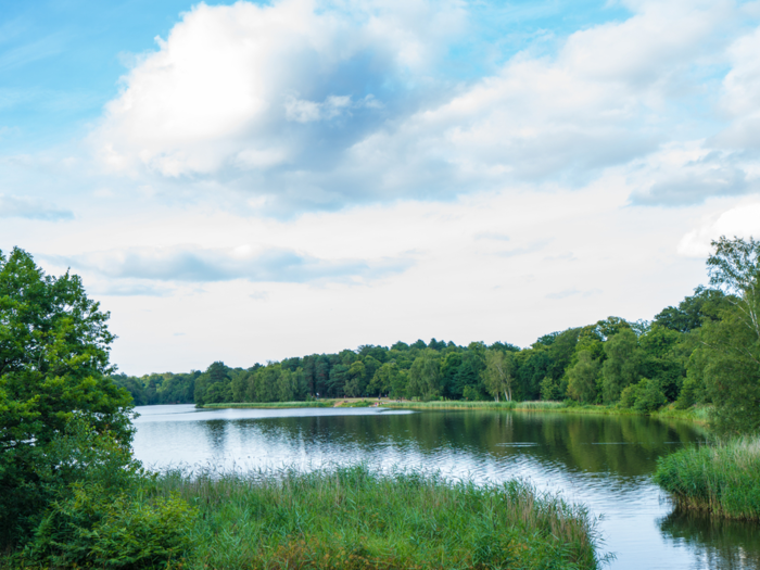 During World War 2 the lake was drained as it was feared its shape would be too recognisable for German bombers seeking out Windsor. Virginia Water was also used in "Robin Hood", starring Russel Crowe.